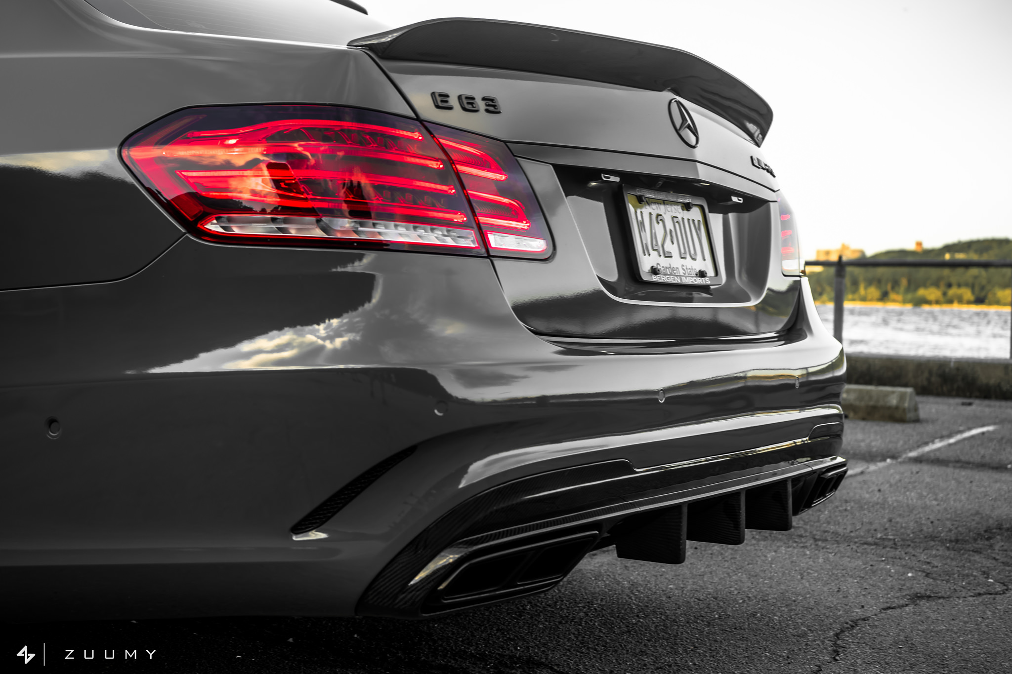 W212 diffuser on sale