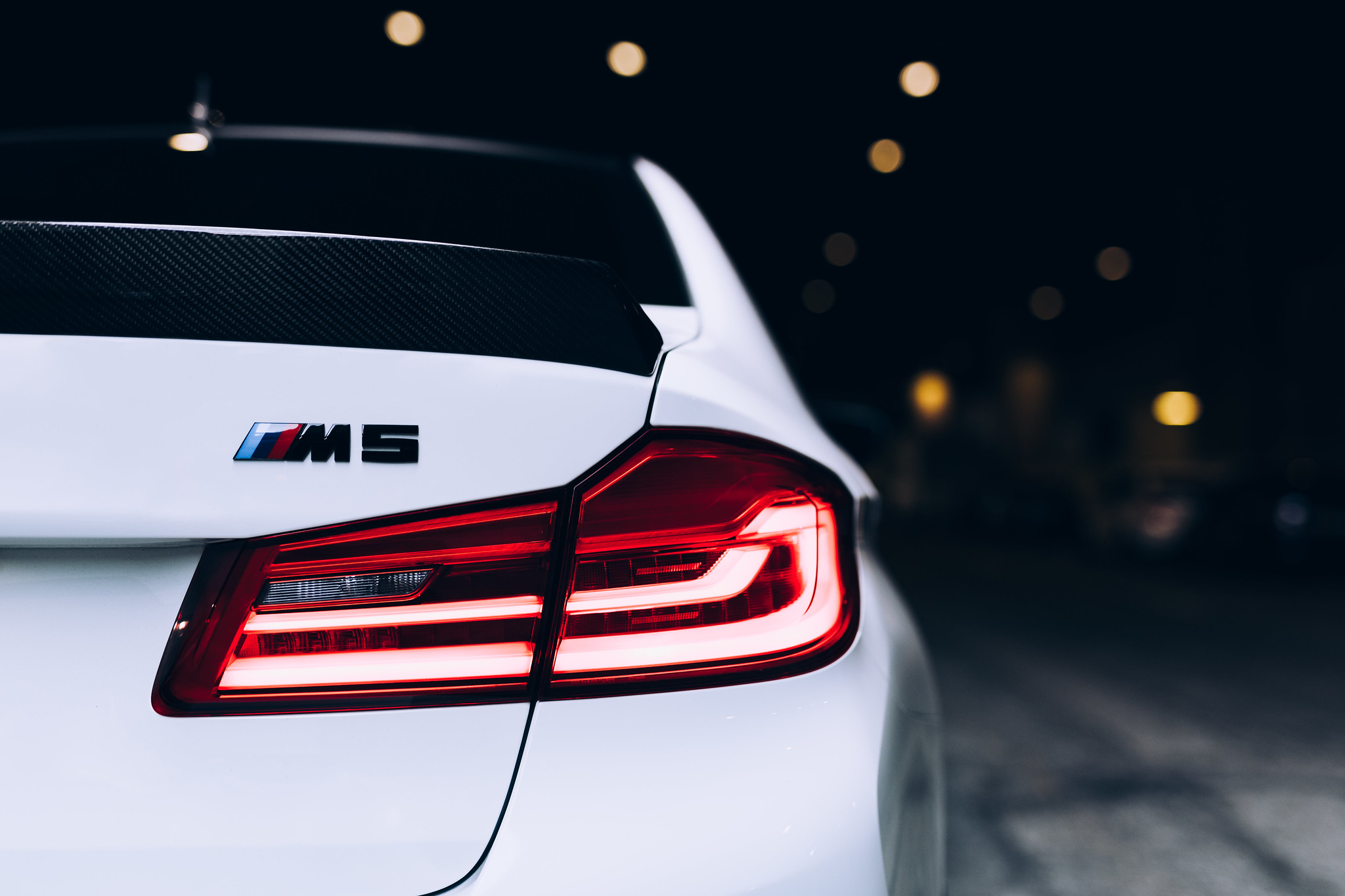 Alpine White F90 M5